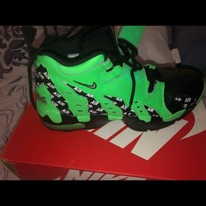 Nike Airs